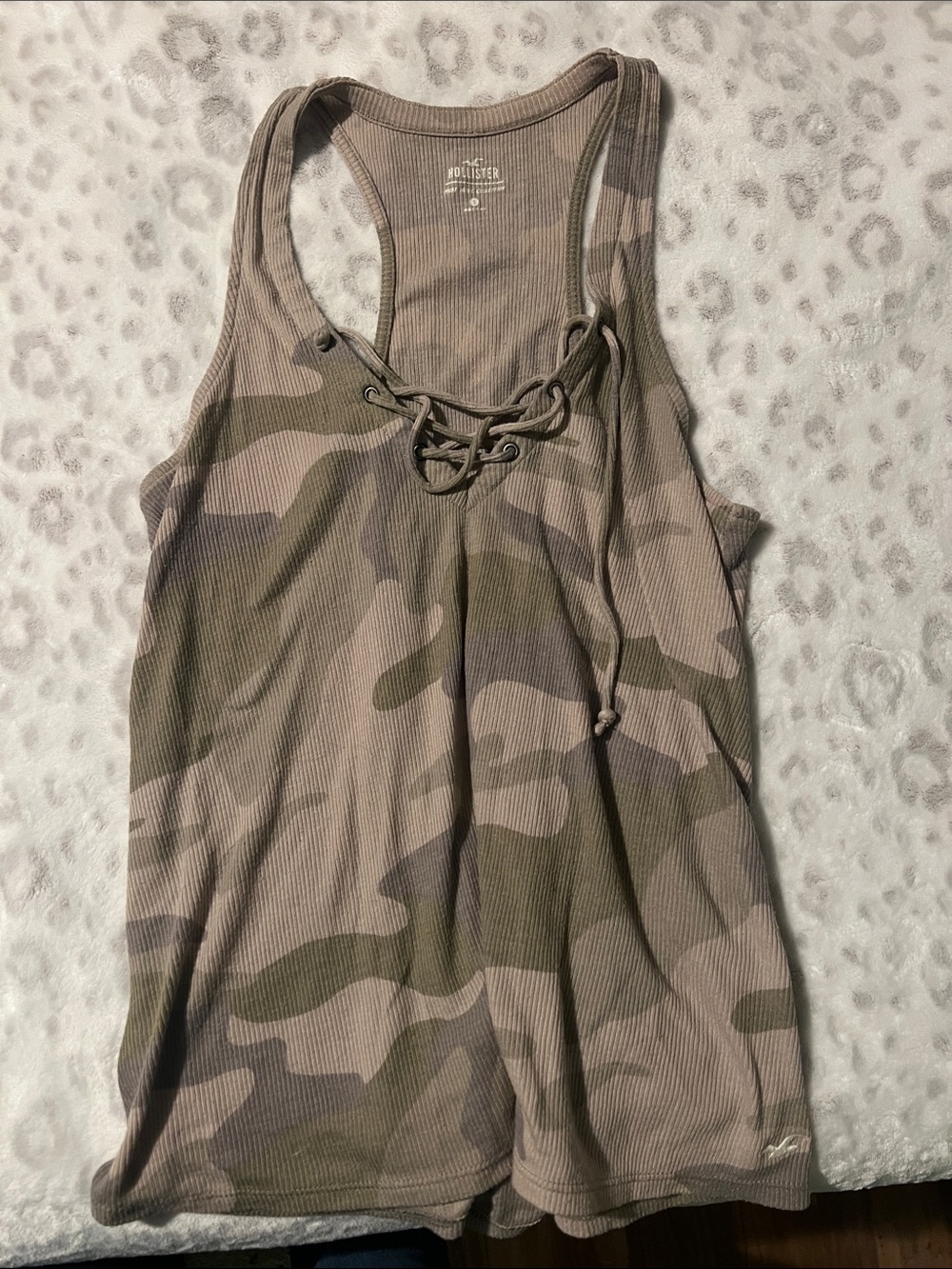 Hollister Lace-Up Camo Racerback Tank - Taupe & Olive